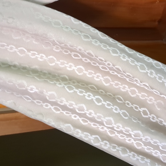 TRINA TURK* size 6 faux wrap belted long sleeve champagne chain print silk dress - Picture 4 of 17